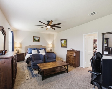 4110 Magliana Lane - Photo Thumbnail 6