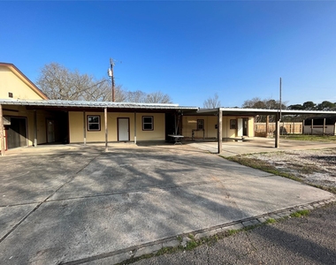 5104 39th Street - Photo Thumbnail 5