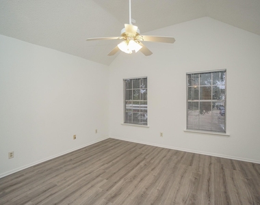 2810 Grants Lake Boulevard - Photo Thumbnail 28