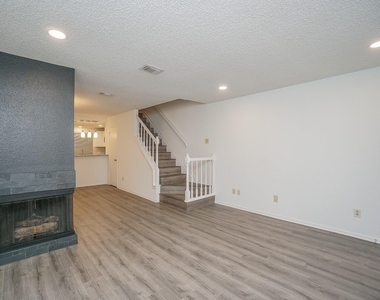 2810 Grants Lake Boulevard - Photo Thumbnail 14