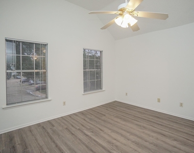 2810 Grants Lake Boulevard - Photo Thumbnail 29