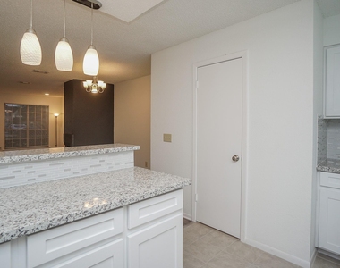 2810 Grants Lake Boulevard - Photo Thumbnail 22