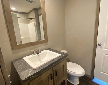 14 Laurel Court - Photo Thumbnail 11