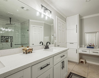 15211 Camino Del Sol Drive - Photo Thumbnail 27