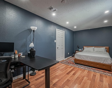 15211 Camino Del Sol Drive - Photo Thumbnail 38