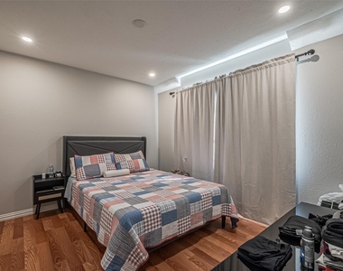 15211 Camino Del Sol Drive - Photo Thumbnail 41