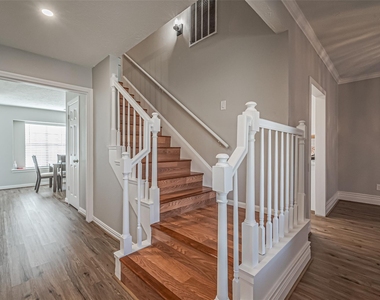 15211 Camino Del Sol Drive - Photo Thumbnail 21
