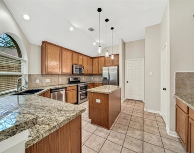14526 Red Tailed Hawk Lane - Photo Thumbnail 12