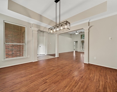 14526 Red Tailed Hawk Lane - Photo Thumbnail 3