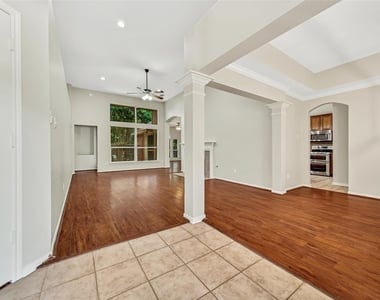 14526 Red Tailed Hawk Lane - Photo Thumbnail 6