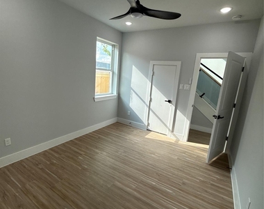 3101 Live Oak Street - Photo Thumbnail 16