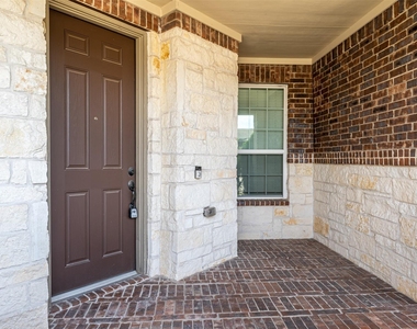 4607 Rockton Hills Lane - Photo Thumbnail 1