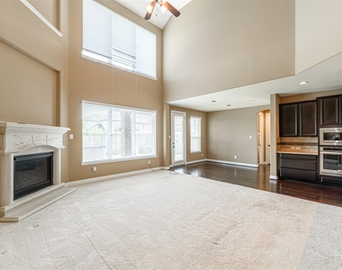 4607 Rockton Hills Lane - Photo Thumbnail 20