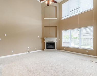 4607 Rockton Hills Lane - Photo Thumbnail 19