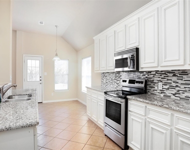 6214 Southcott Court - Photo Thumbnail 11