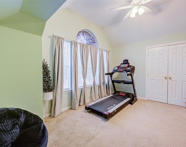 17015 Maricella Circle - Photo Thumbnail 21