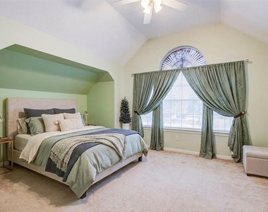 17015 Maricella Circle - Photo Thumbnail 19