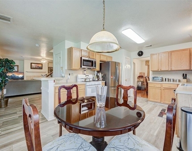 17015 Maricella Circle - Photo Thumbnail 11