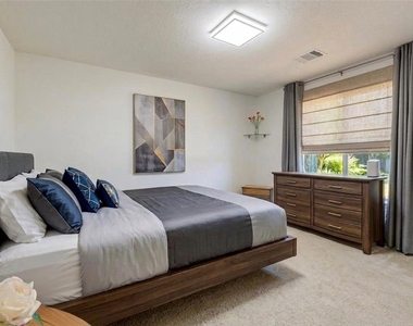 17015 Maricella Circle - Photo Thumbnail 20