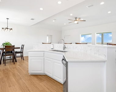 747 Waypoint Drive - Photo Thumbnail 18