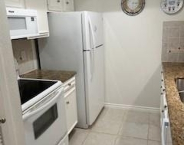 2230 S Piney Point Road - Photo Thumbnail 7
