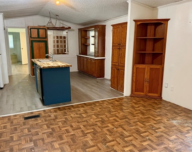 27614 Southland Drive - Photo Thumbnail 1