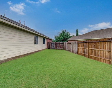 11714 Sweet Willow Court - Photo Thumbnail 34