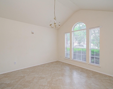11714 Sweet Willow Court - Photo Thumbnail 4