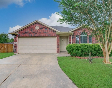 11714 Sweet Willow Court - Photo Thumbnail 2