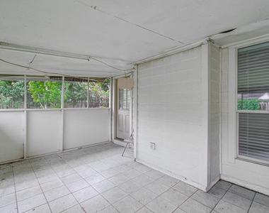 11714 Sweet Willow Court - Photo Thumbnail 27