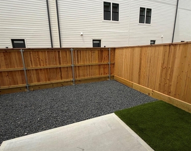 17318 N Eldridge Parkway - Photo Thumbnail 3