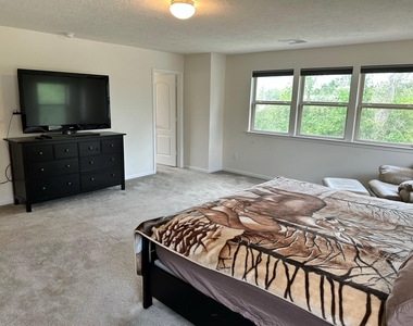 1172 Clonmore Court - Photo Thumbnail 13