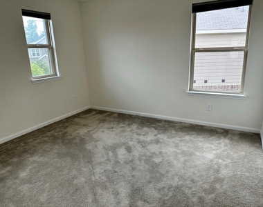 1172 Clonmore Court - Photo Thumbnail 21