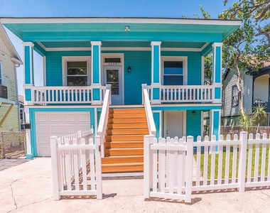 1224 Avenue K - Photo Thumbnail 2