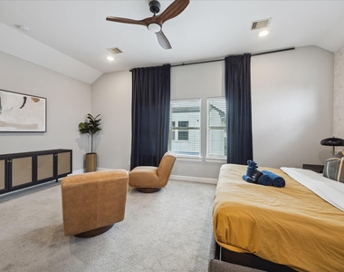 1412 Cleburne Street - Photo Thumbnail 18