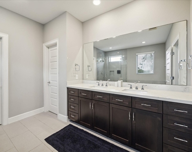 1412 Cleburne Street - Photo Thumbnail 19