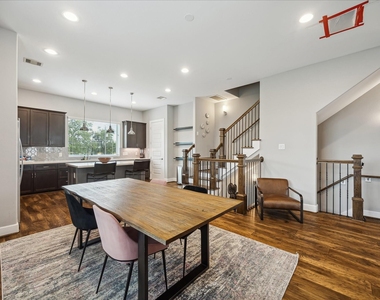 1412 Cleburne Street - Photo Thumbnail 6