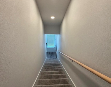 17318 N Eldridge Parkway - Photo Thumbnail 13