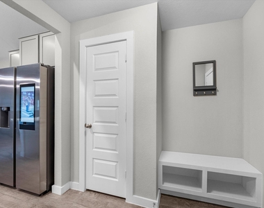 11702 Glossy Oak Lane - Photo Thumbnail 15