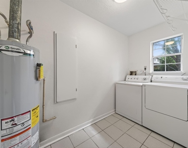 418 Texas Street - Photo Thumbnail 27