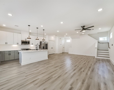 8321 Springwood Canyon Lane - Photo Thumbnail 14