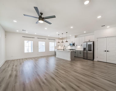 8321 Springwood Canyon Lane - Photo Thumbnail 22