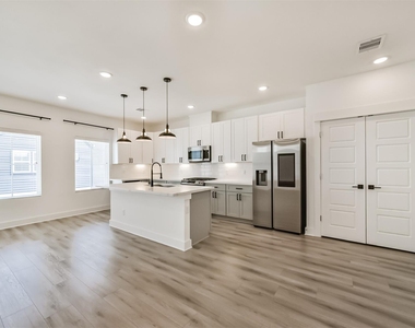8321 Springwood Canyon Lane - Photo Thumbnail 16