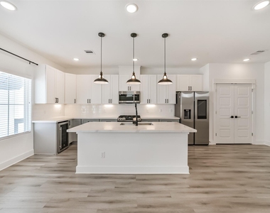 8321 Springwood Canyon Lane - Photo Thumbnail 18