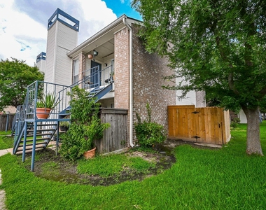 3900 Woodchase Drive - Photo Thumbnail 28