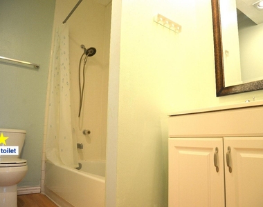 2207 S Braeswood Boulevard - Photo Thumbnail 9