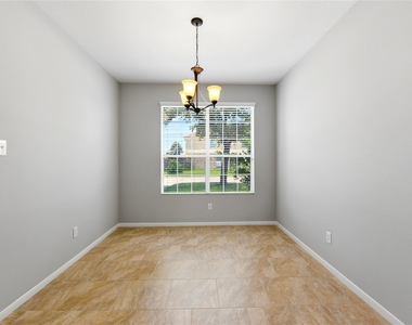 1107 Northgate Springs Drive - Photo Thumbnail 2