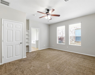 1107 Northgate Springs Drive - Photo Thumbnail 7