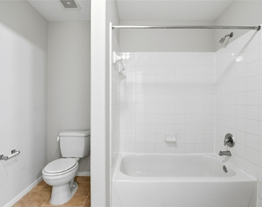 1107 Northgate Springs Drive - Photo Thumbnail 19