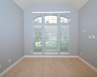 13611 Summer Cloud Lane - Photo Thumbnail 19